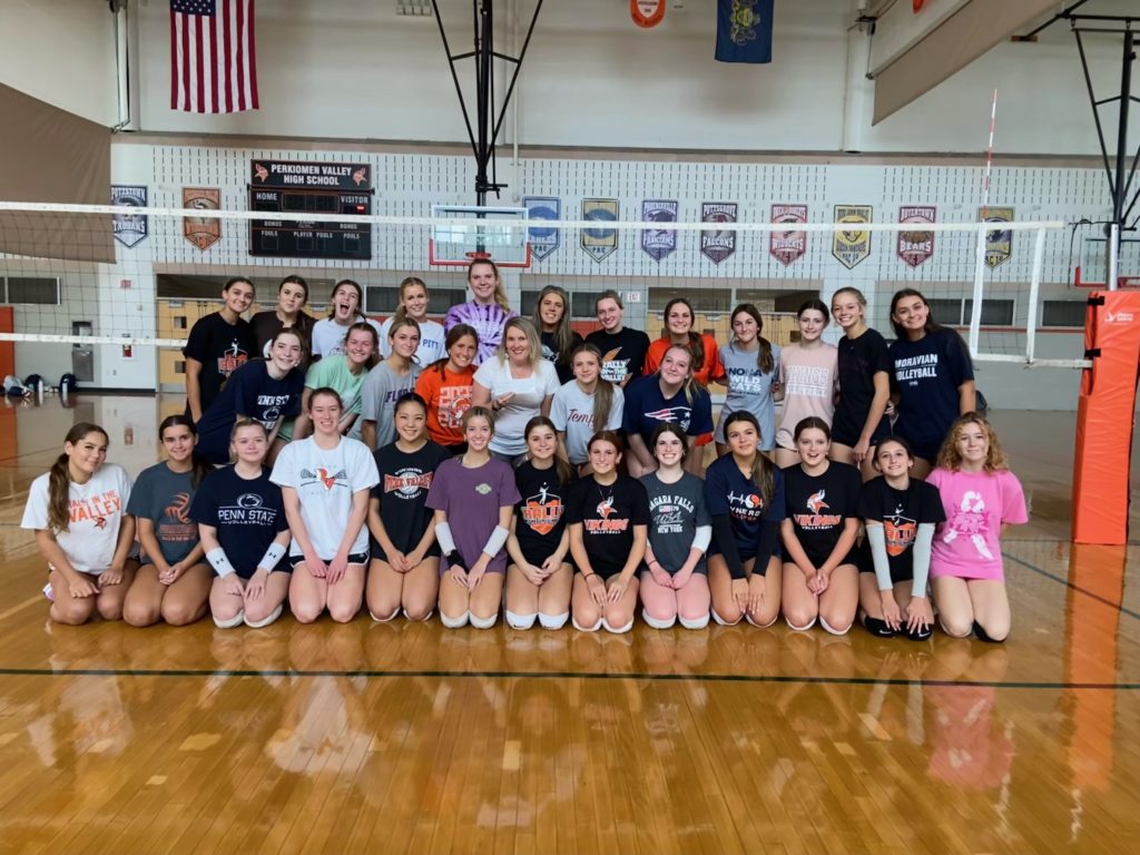 Girls’ volleyball host fundraiser to earn money for cancer patients.