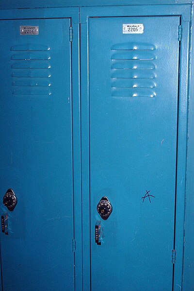 School lockers to become assigned-only